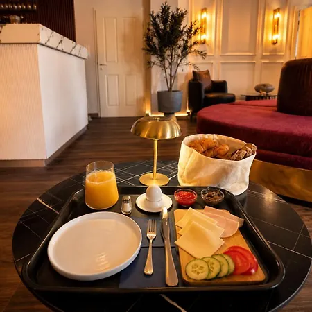 Hotel Nare 3*