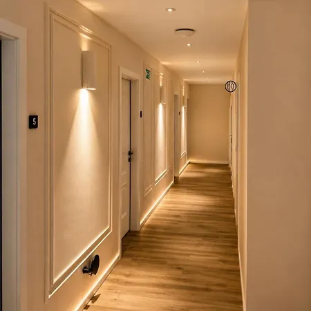 Hotel Nare 3*